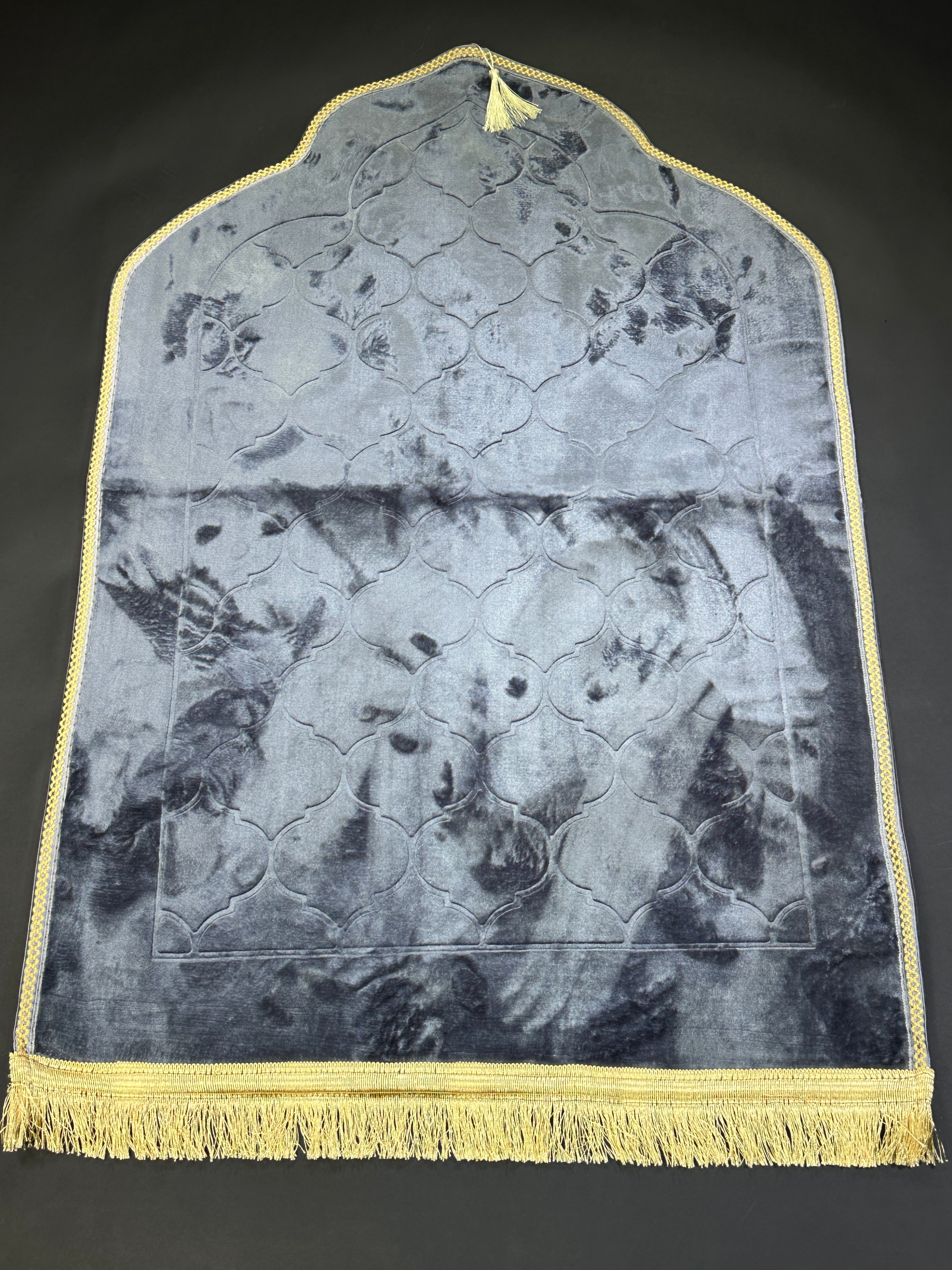 Grey velvet prayer mat