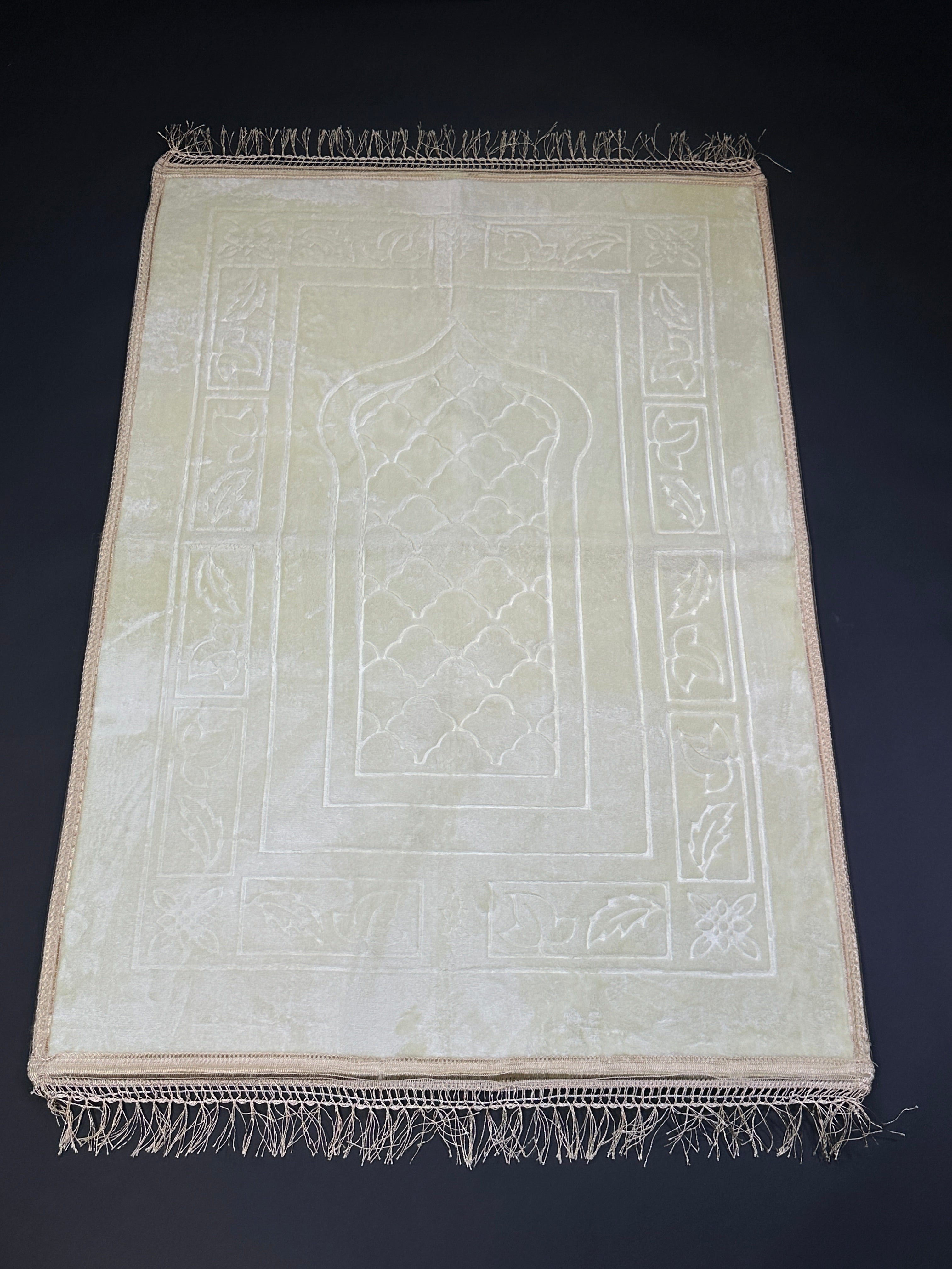 Luxury cream prayer mat