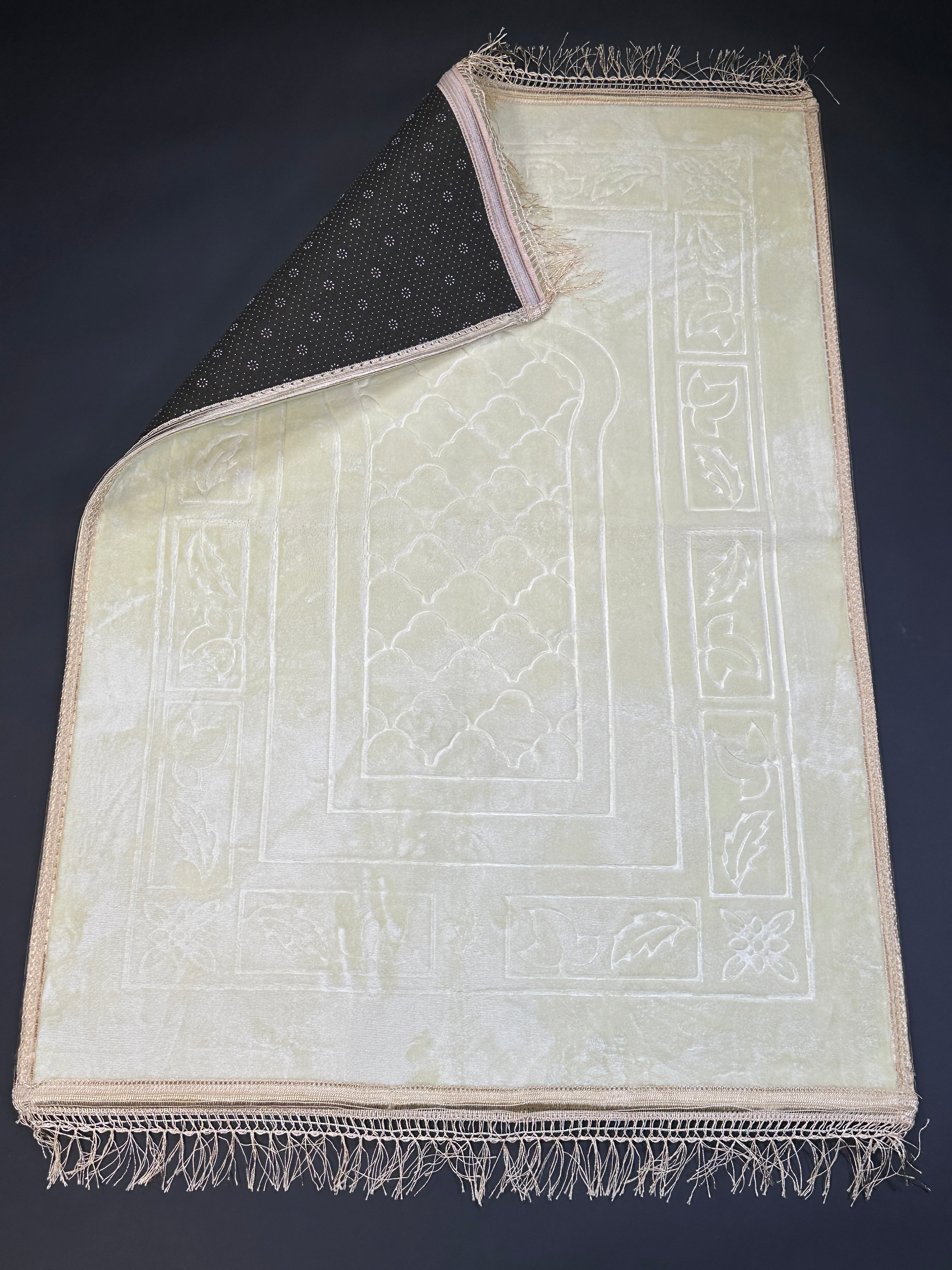 Luxury cream prayer mat