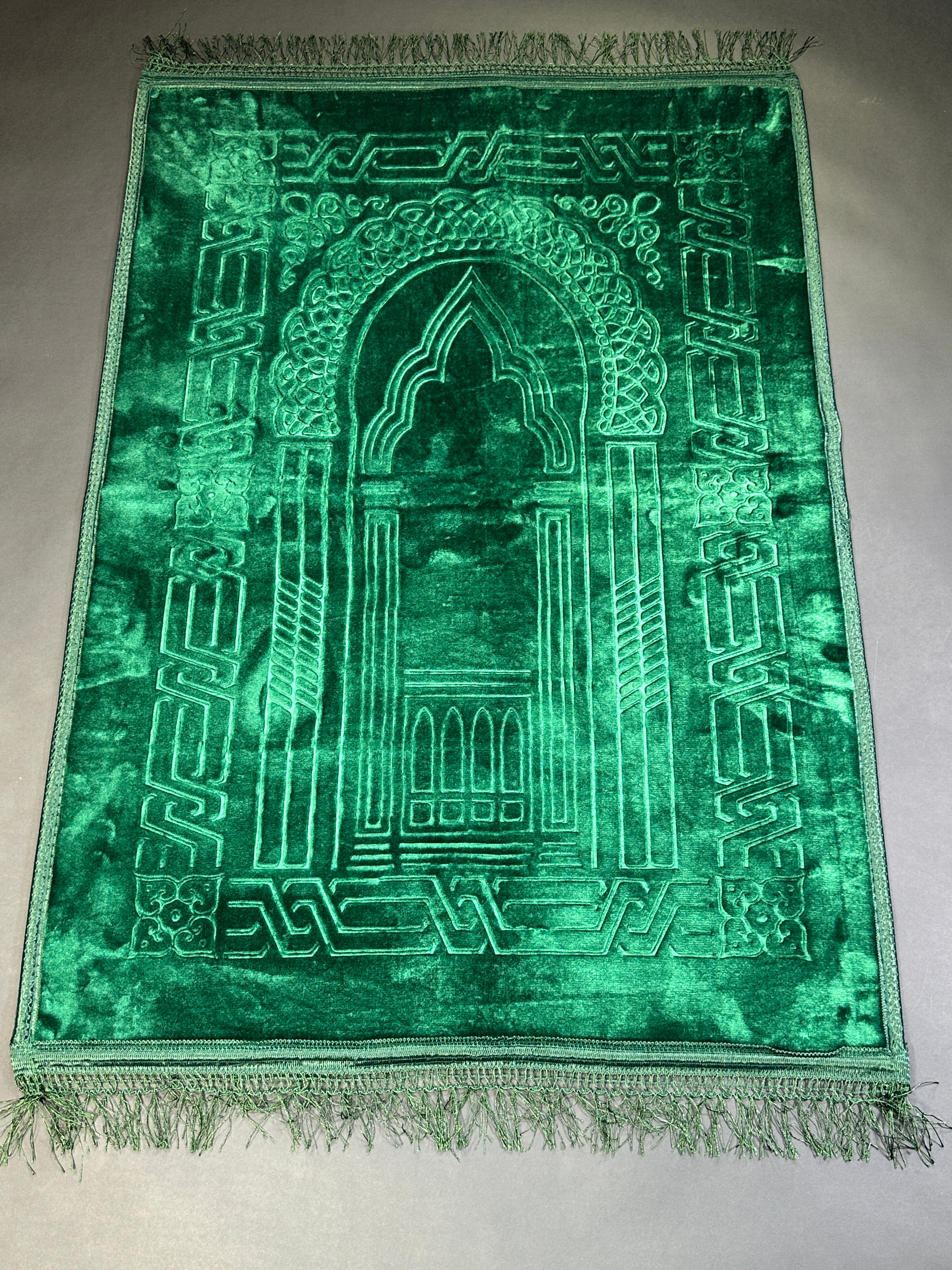 Luxury green prayer mat